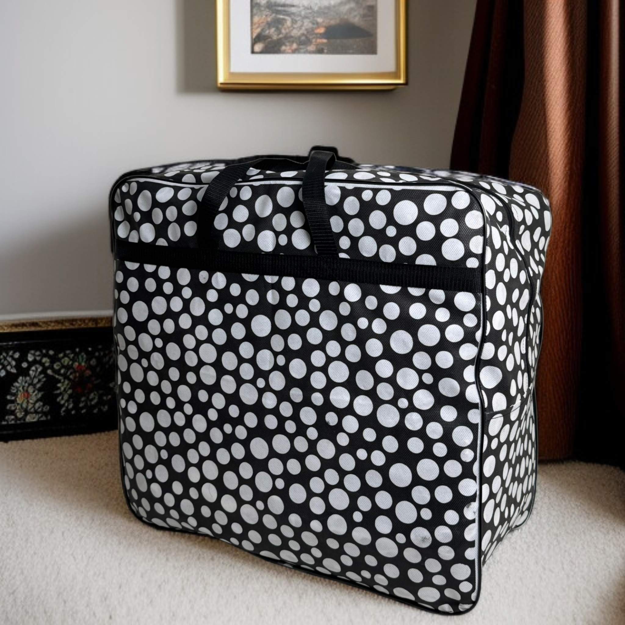 110GSM Non-Woven Luggage White (Polka Dot) - Image 4